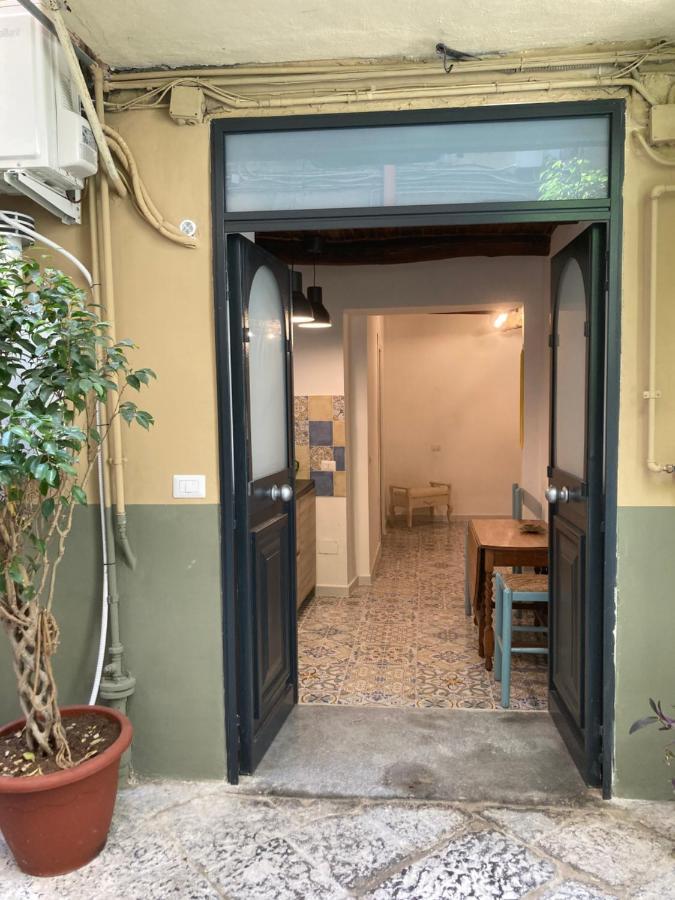 Zuccarella "Zuccherino"Nel Cortile Apartamento Nápoles Exterior foto